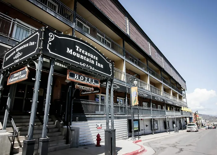 Treasure Mountain Inn